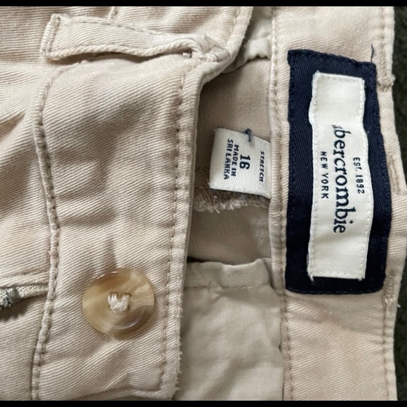2 for $25 🛍️⭐️ Abercrombie kids shorts - Picture 2 of 2